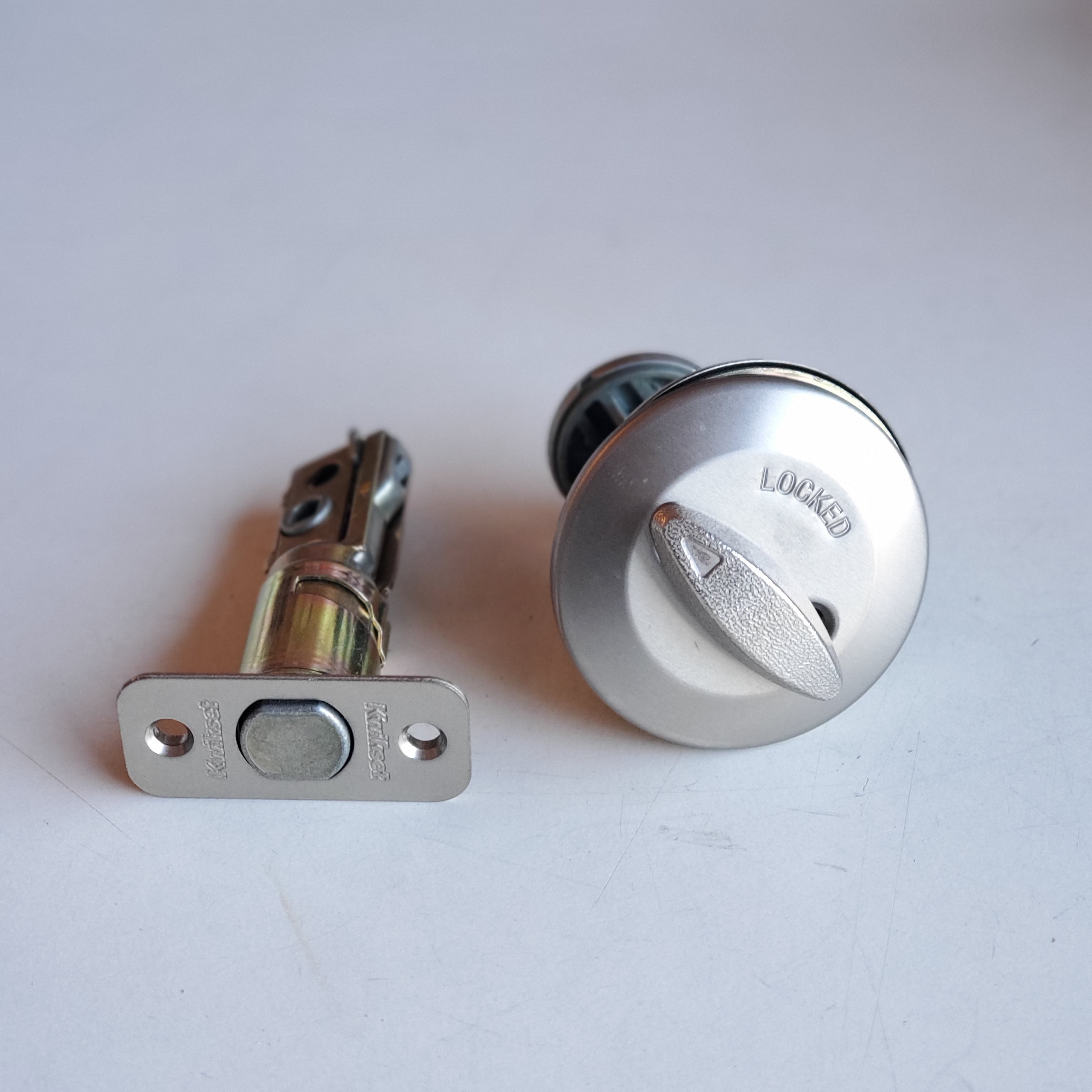 660 Satin Nickel Single Cylinder Deadbolt featuring SmartKey Security and Microban Technology (96600-750)