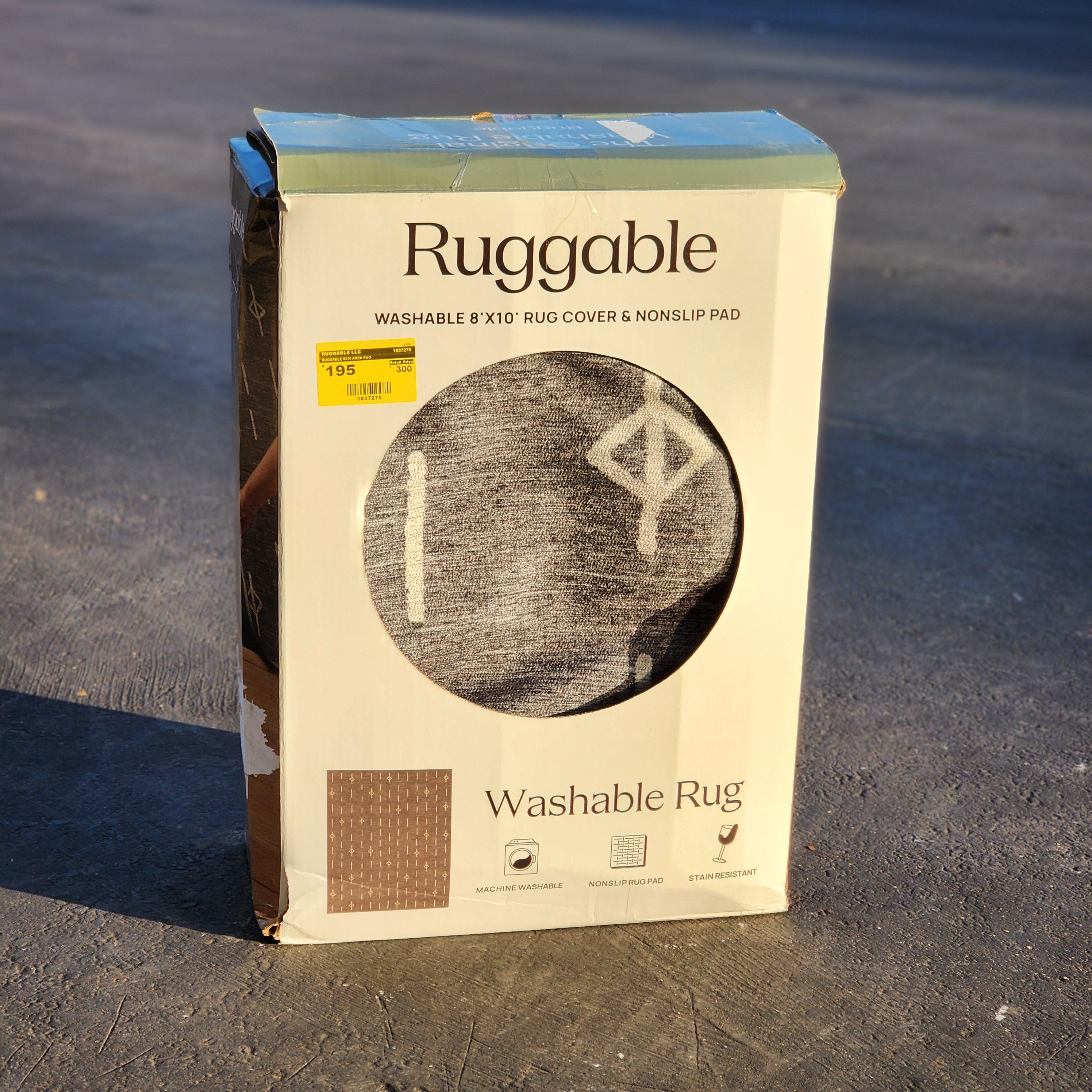 RUGGABLE 8X10 AREA RUG