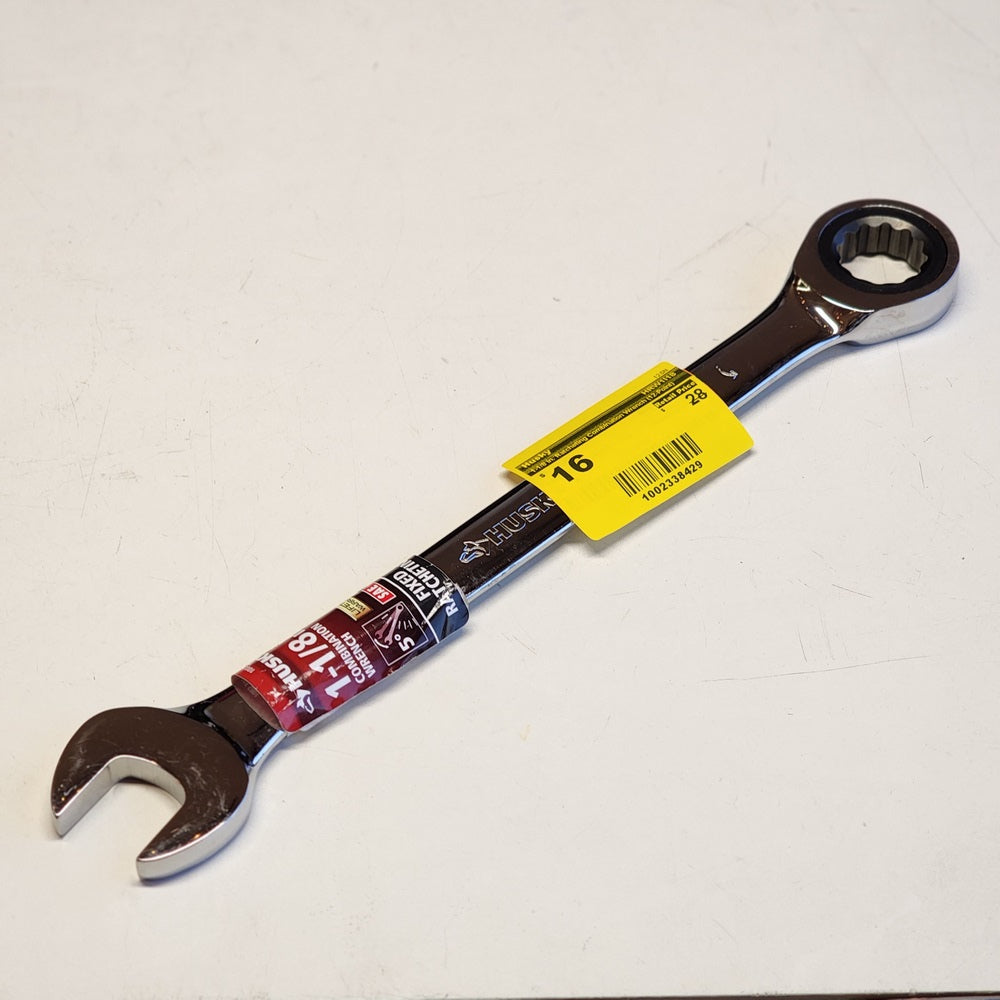 1-1/8 in. Ratcheting Combination Wrench (12-Point) (HRW1I18)