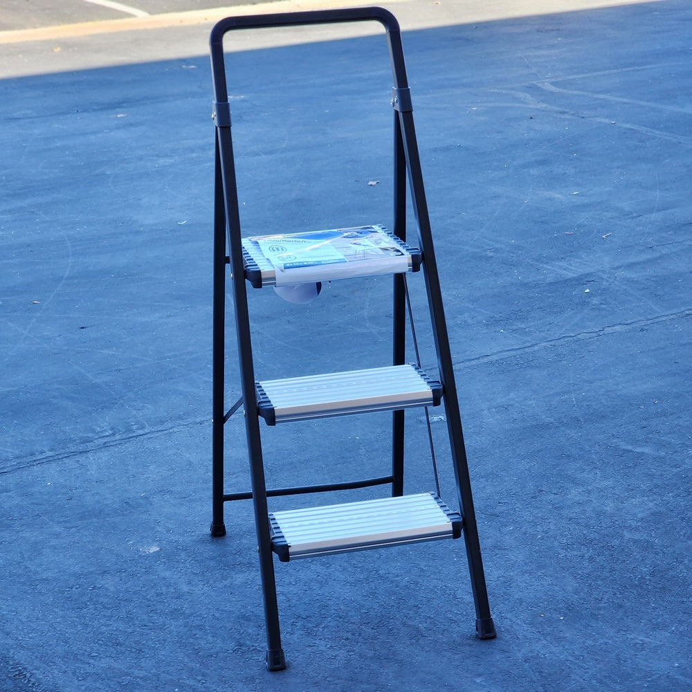 COSCO MODERN 3-STEP STOOL