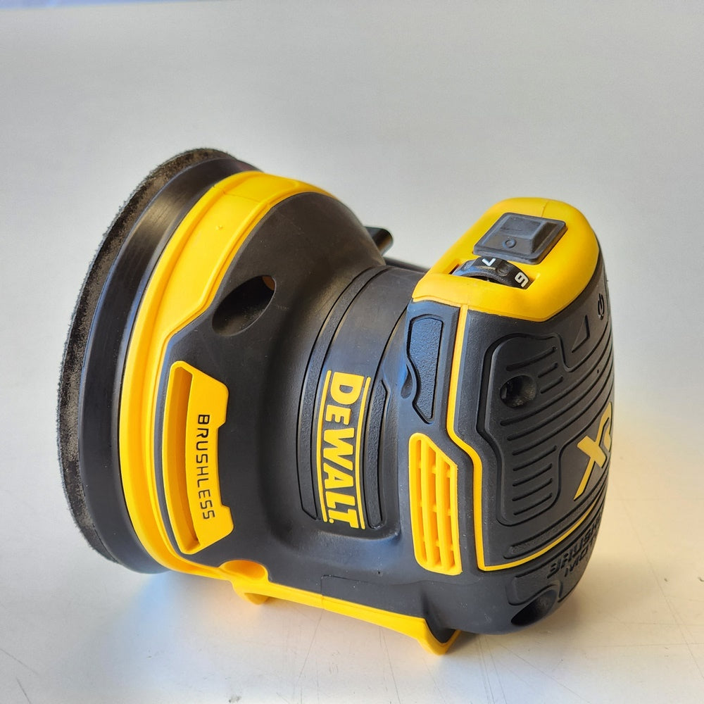 20V MAX XR Cordless Brushless 5 in. Random Orbital Sander (Tool Only) (DCW210B)