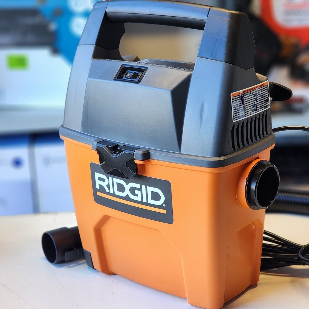 RIDGID 3 GAL WET/DRY VAC (WD3050)