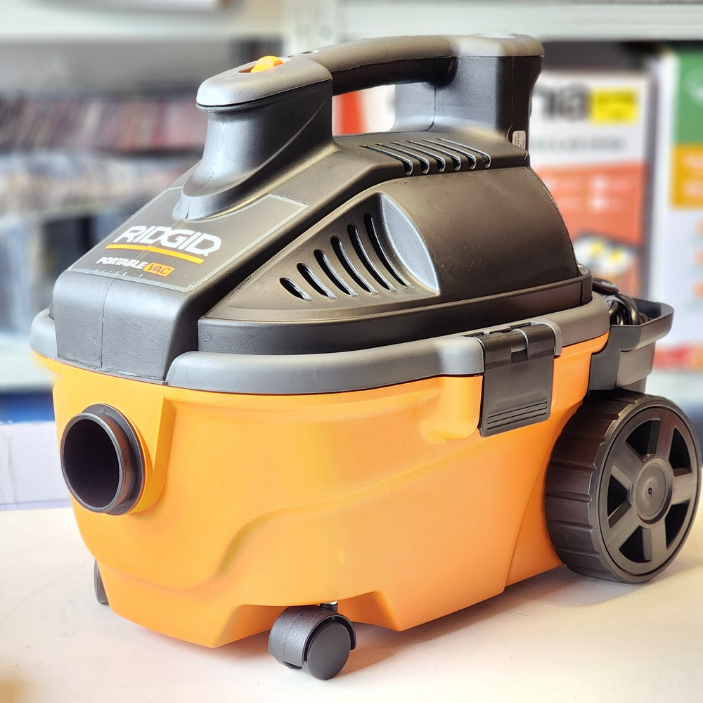 4 GAL PORTABLE WET/DRY Vacuum (WD4070)