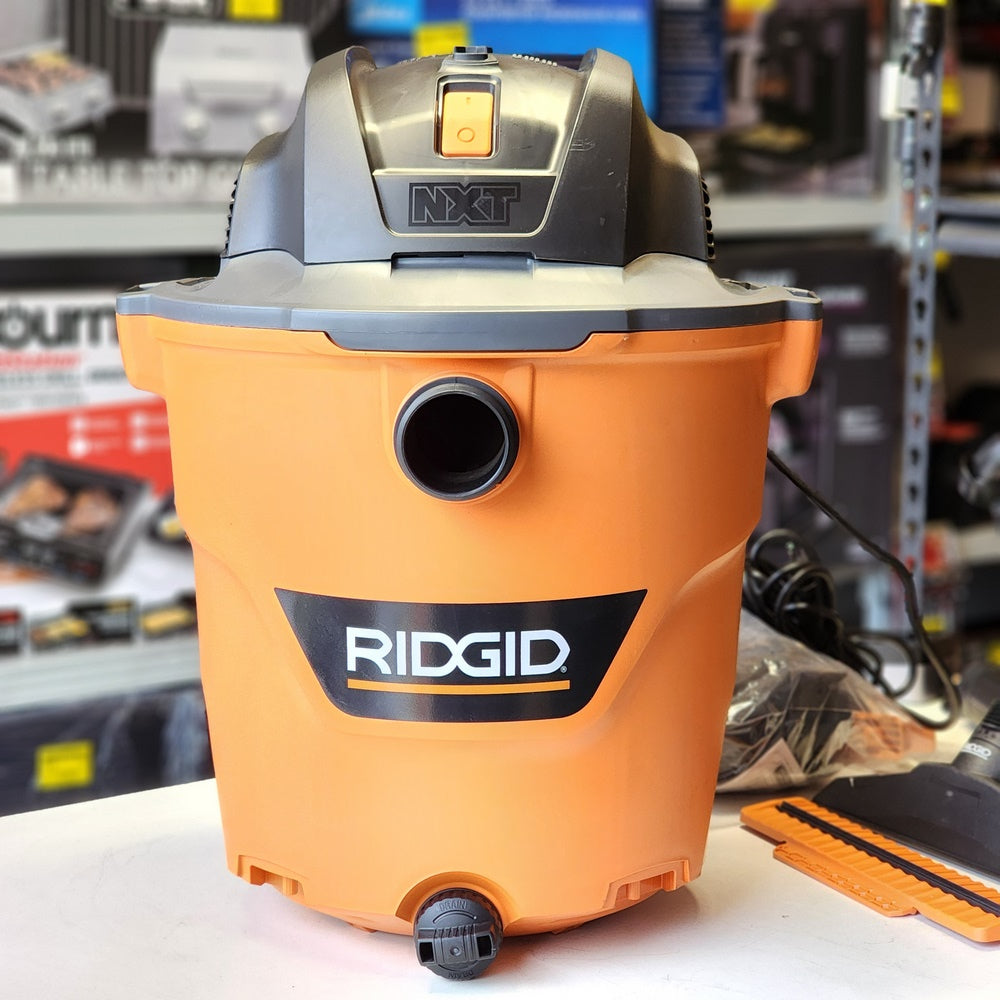 RIDGID 12 GAL WET/DRY VAC (WD1270)