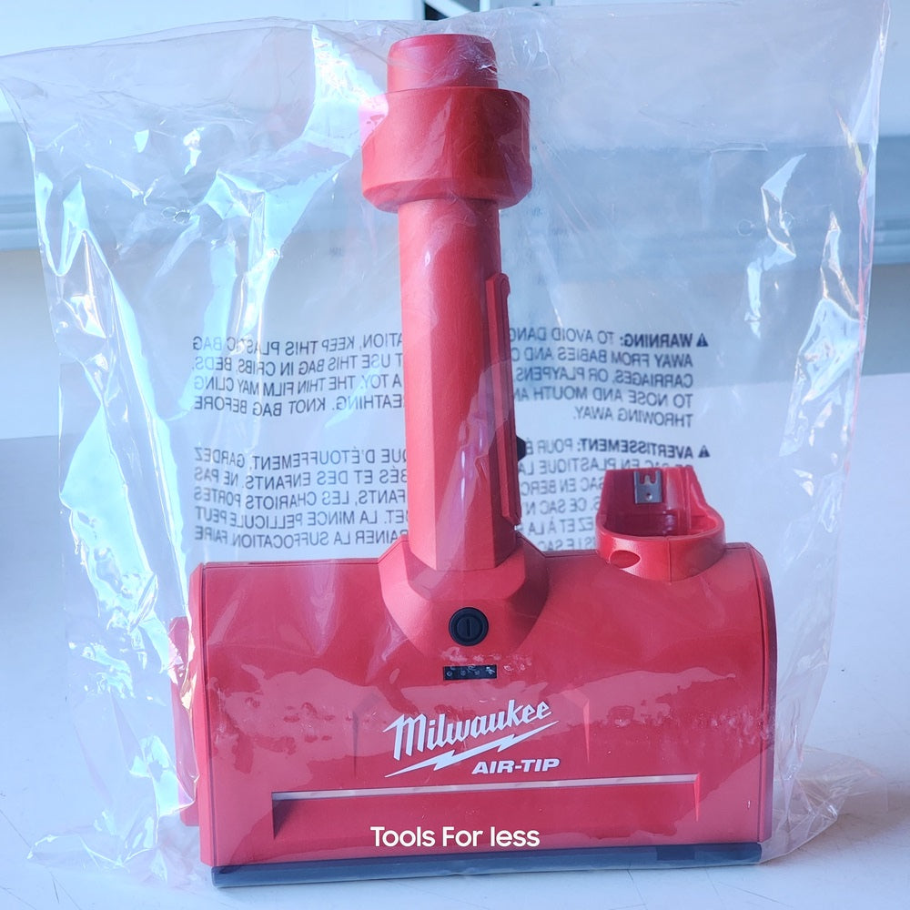 M12 AIR-TIP 1-1/4 in - 2-1/2 in Wet/Dry shop vacuum