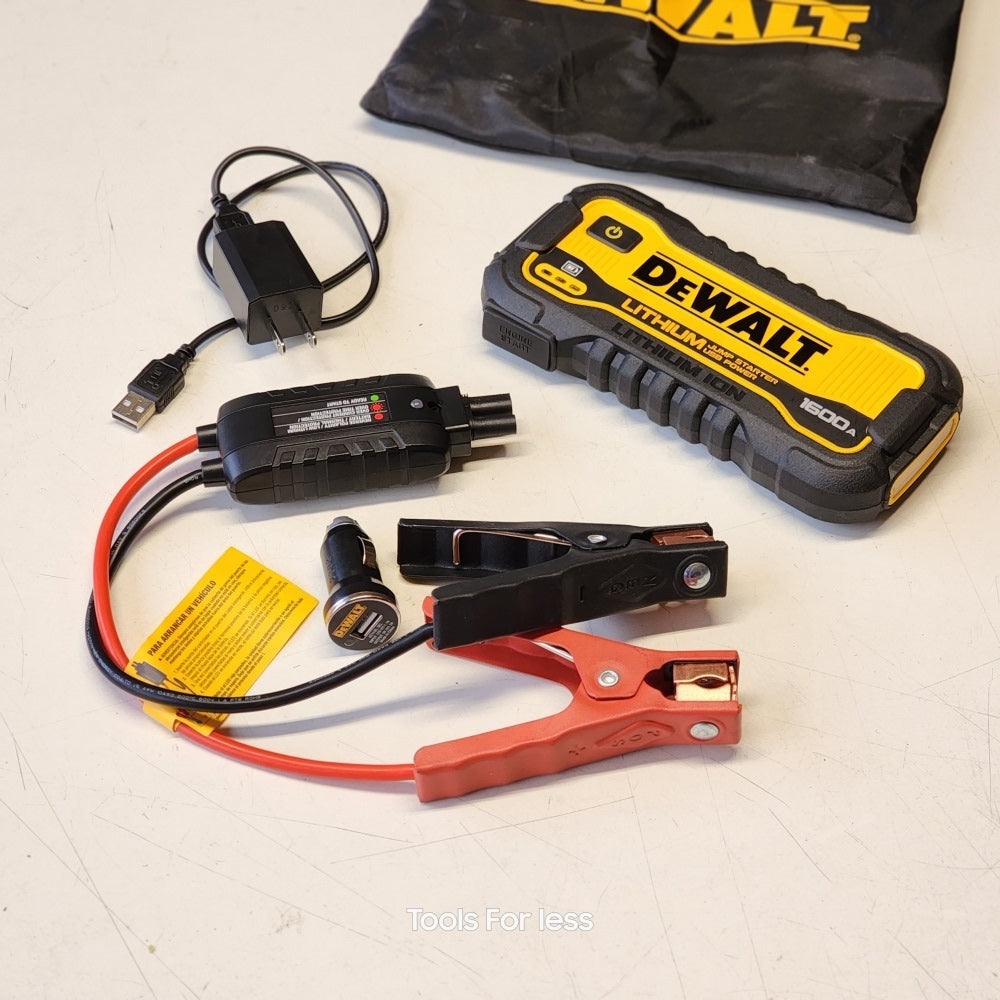 1600 Peak Amp Lithium Jump Starter with USB Power Bank (DXAELJ16)