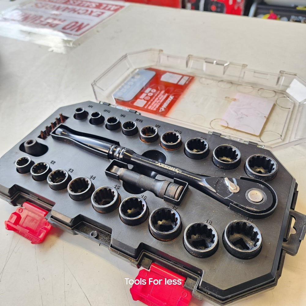 100 POSITION 3/8 in. DRIVE UNIVERSAL SOCKET WRENCH SET