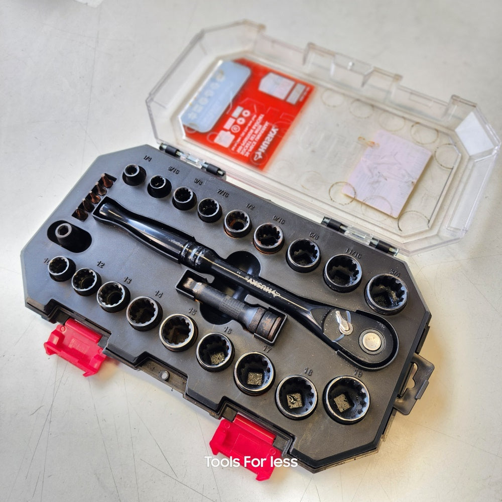 100 POSITION 3/8 in. DRIVE UNIVERSAL SOCKET WRENCH SET