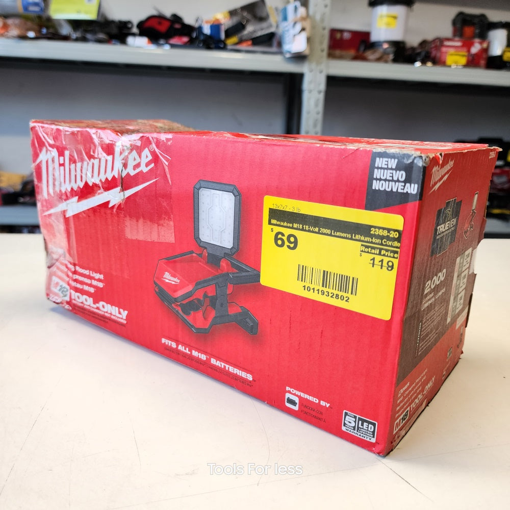 MILWAUKEE M18 18-VOLT 2000 LUMENS LITHIUM-ION CORDLESS