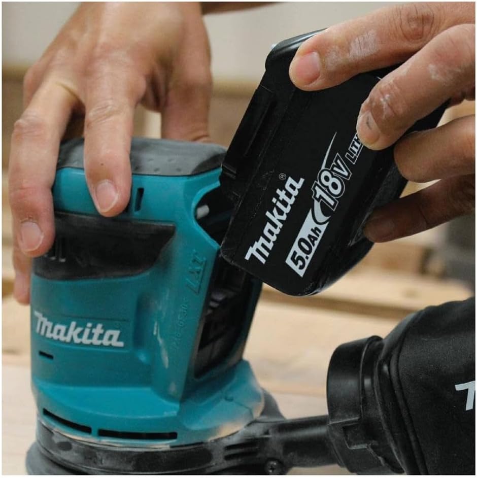 Makita XOB01 18V LXT Cordless 5 Inch Random Orbit Sander Kit with 2 Batteries Charger and Bag