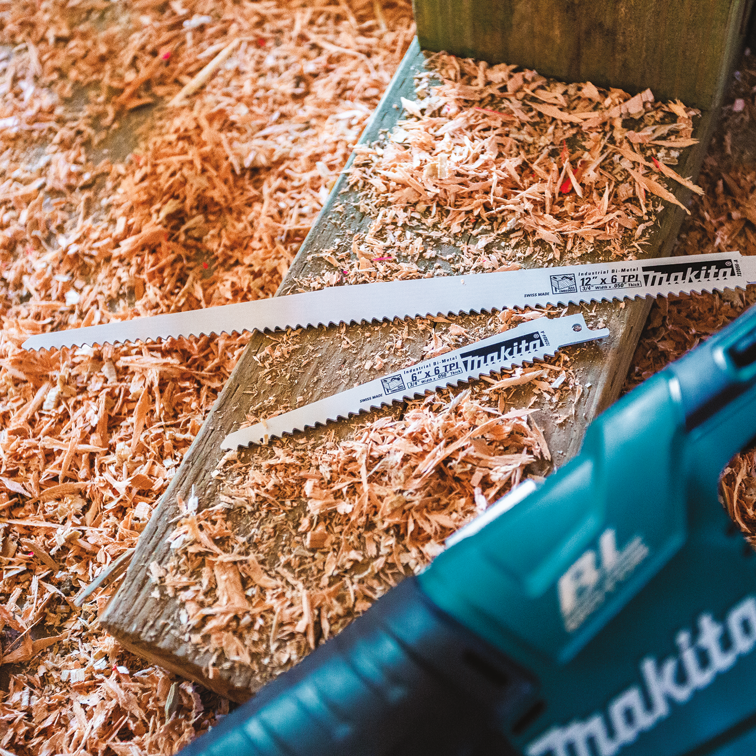 Makita XRJ05Z 18V Lithium-Ion Brushless Reciprocating Saw (Factory Serviced)