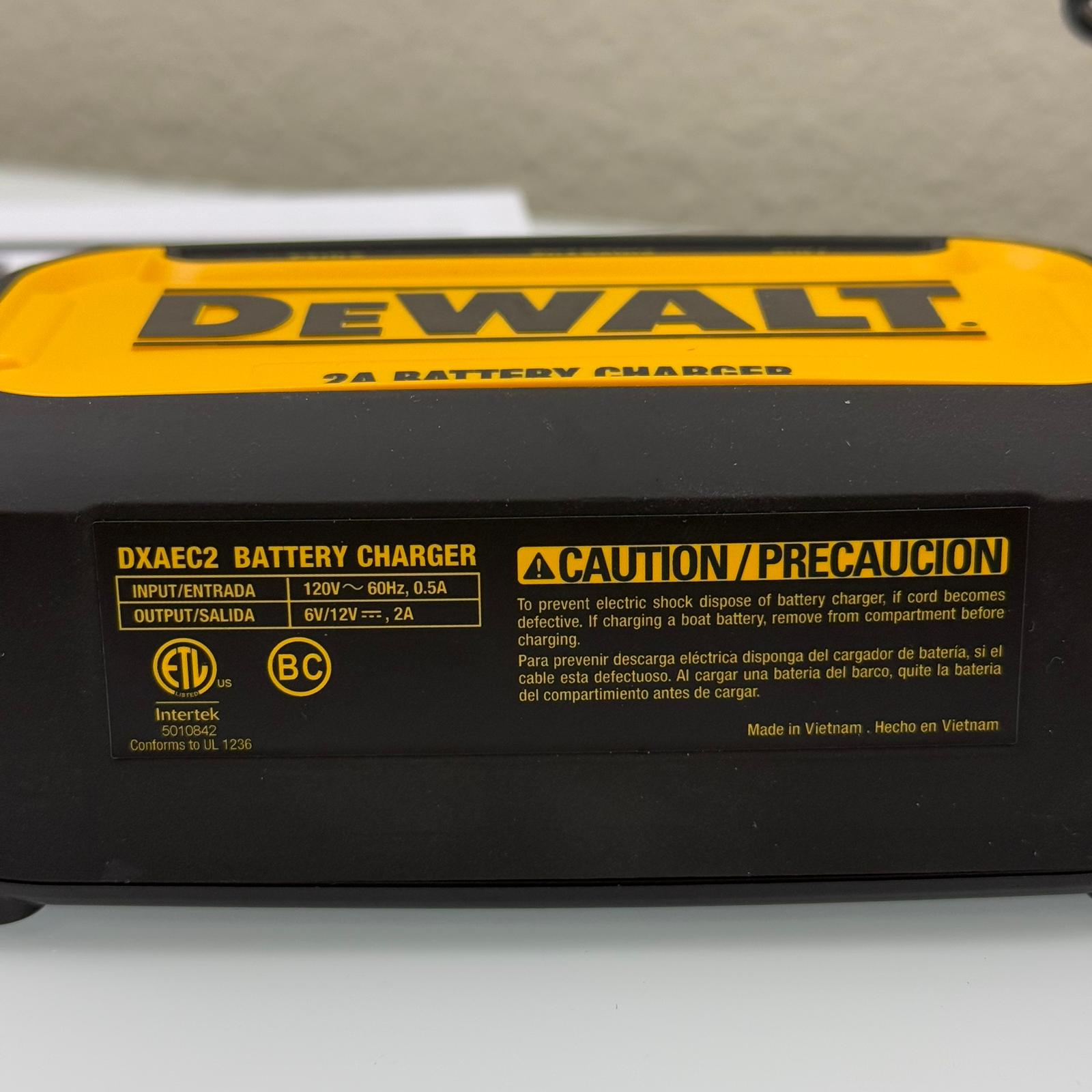 Professional 2 Amp Automotive Battery Charger and Maintainer (DXAEC2)