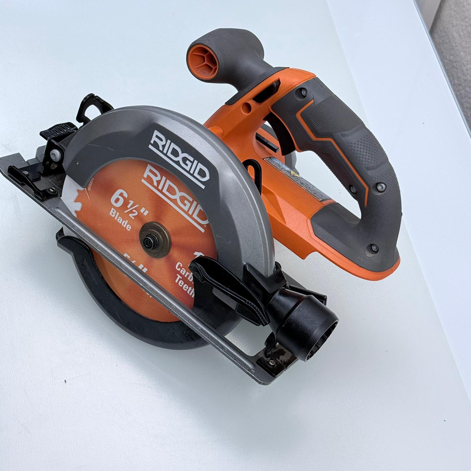 18V SubCompact Brushless Cordless 6-1/2 in. Circular Saw (Tool Only) (R8656B)