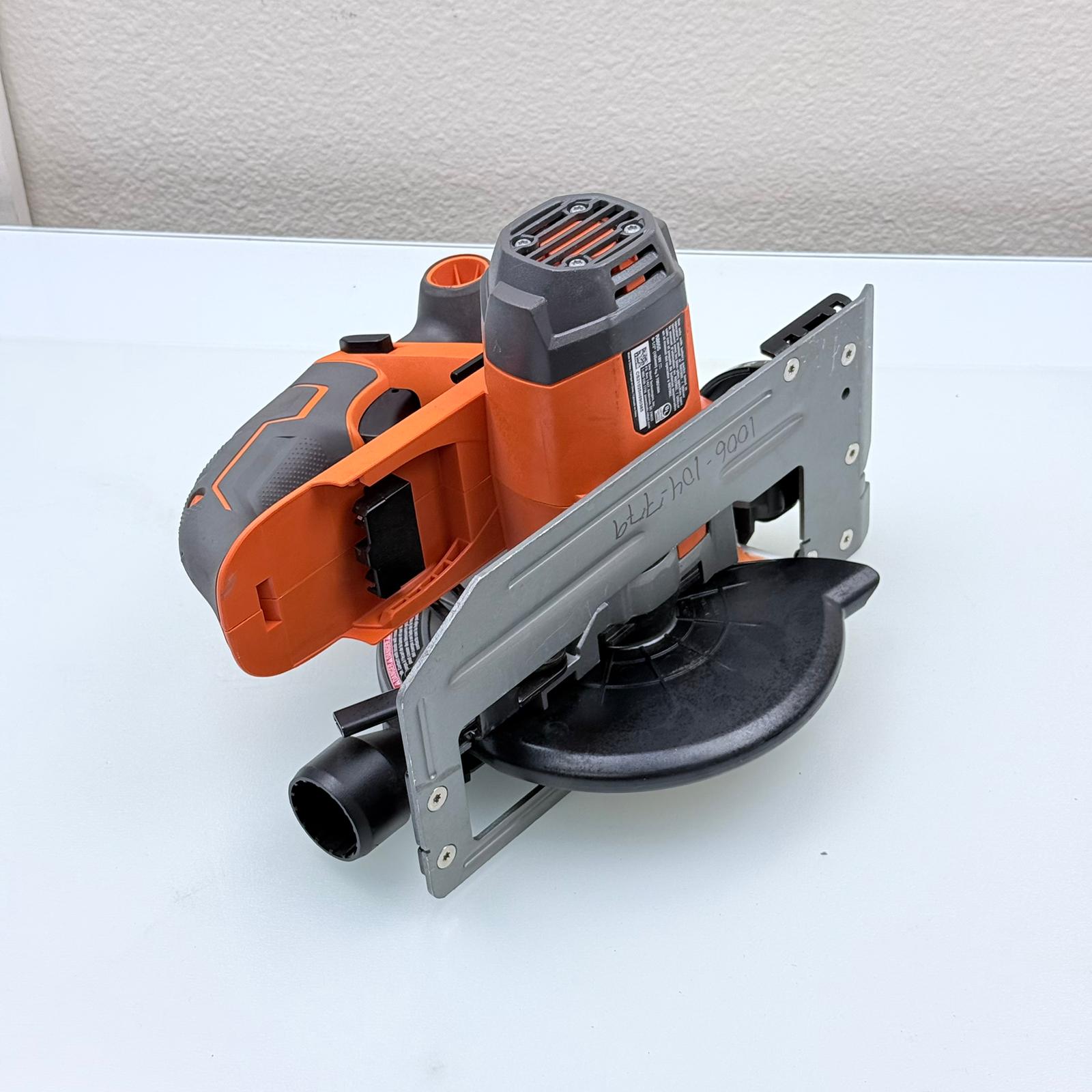 18V SubCompact Brushless Cordless 6-1/2 in. Circular Saw (Tool Only) (R8656B)