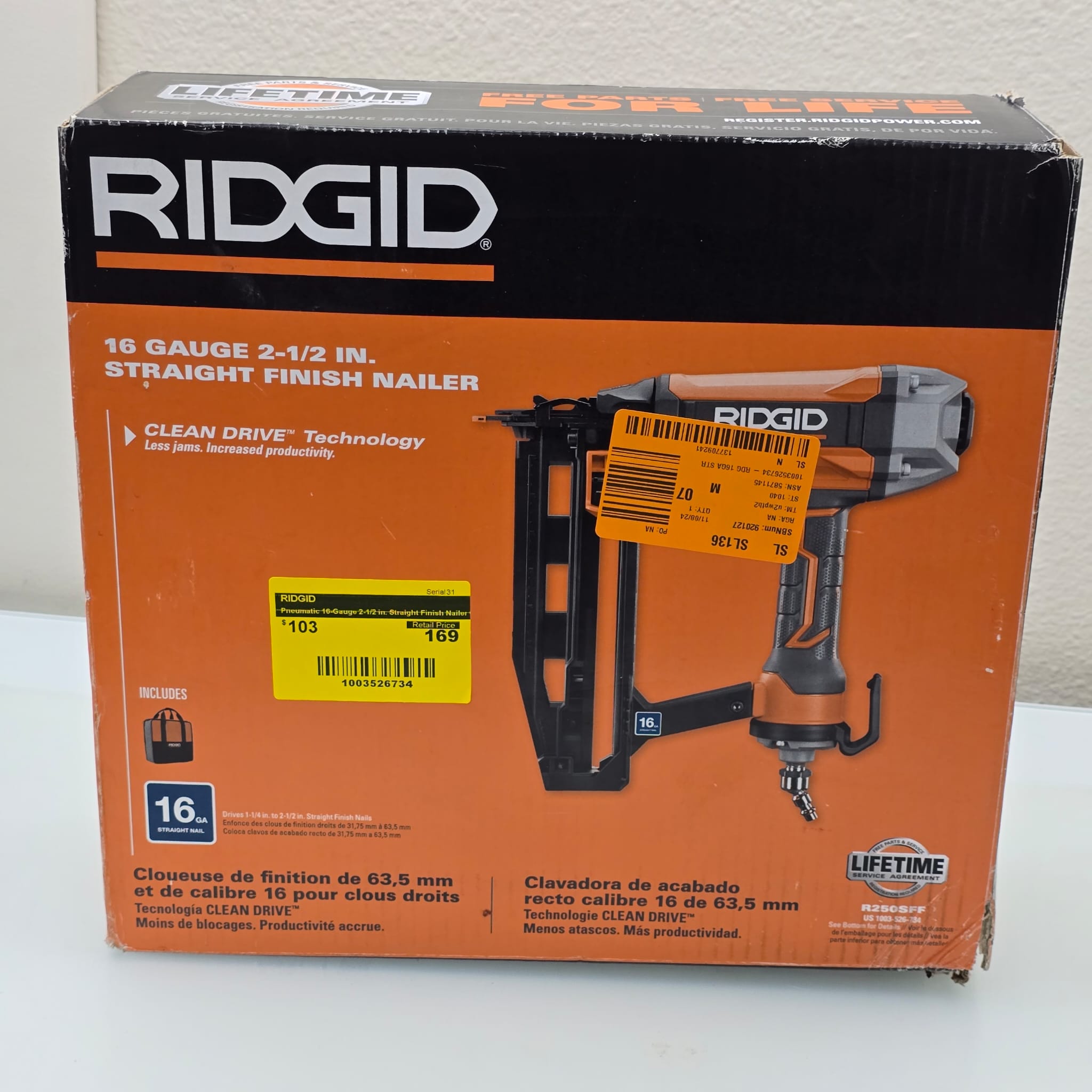 Pneumatic 16-Gauge 2-1/2 in. Straight Finish Nailer with CLEAN DRIVE Technology (R250SFF)