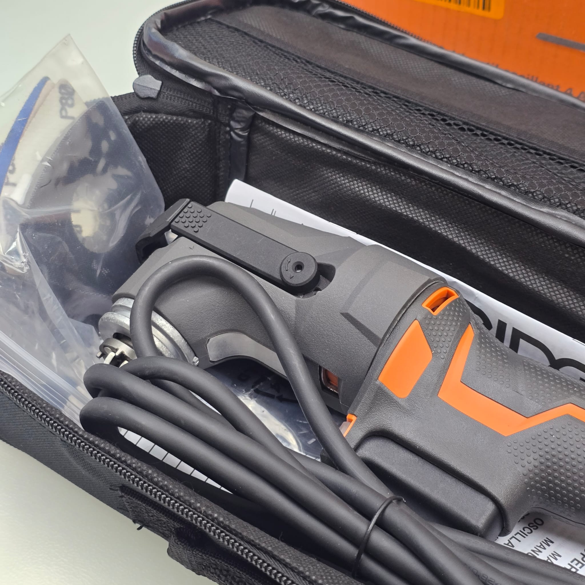 4 Amp Corded Oscillating Multi-Tool (R28700)