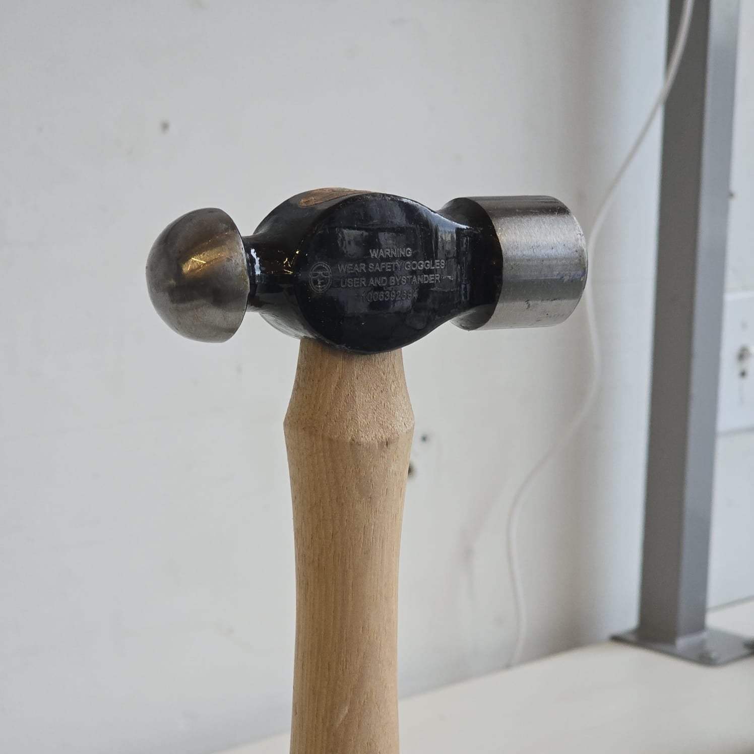 HUSKY 24OZ BALL PEEN HAMMER HICKORY (2021-24W-HUSKY)