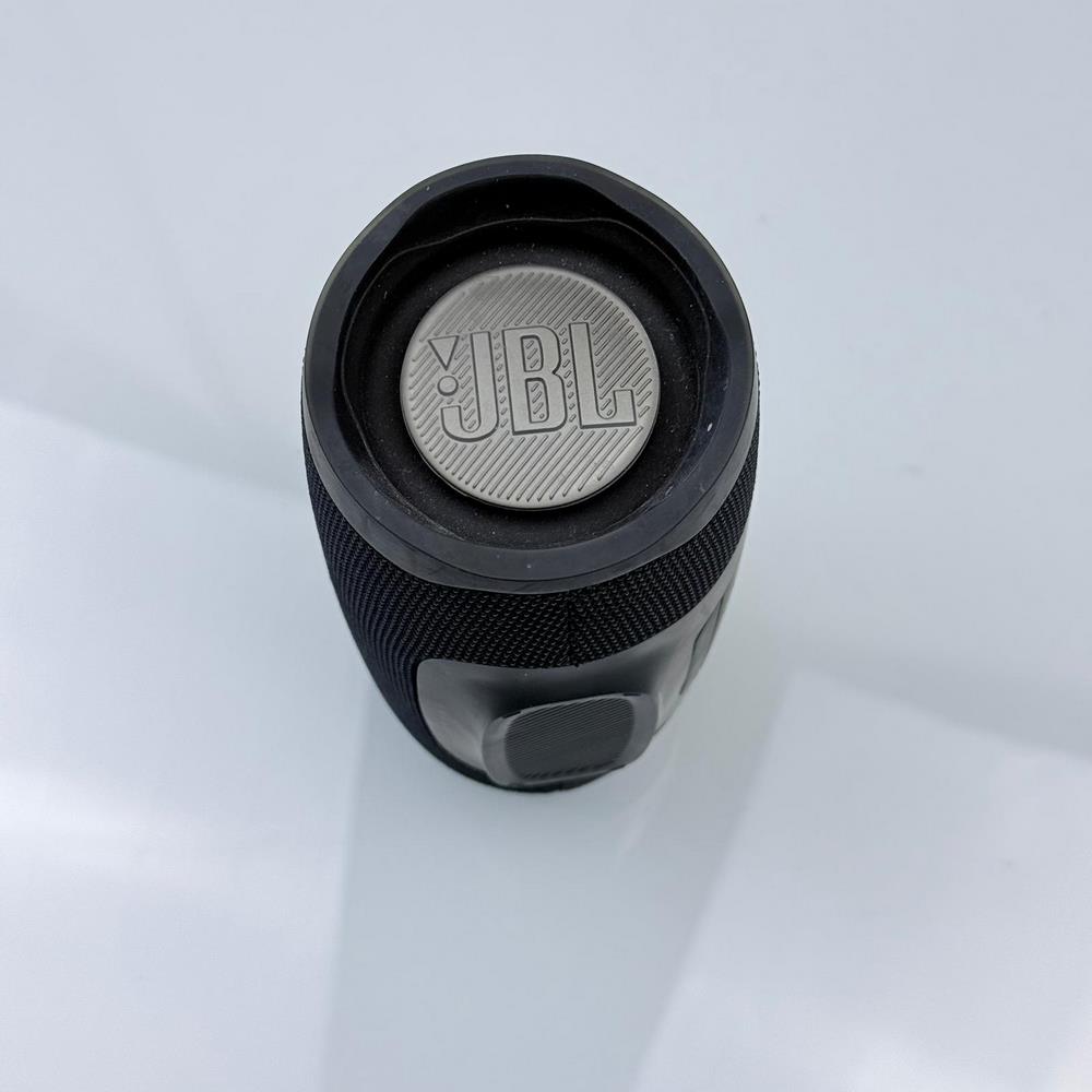 JBL Charge 4 - Portable Bluetooth Speaker with built-in Powerbank