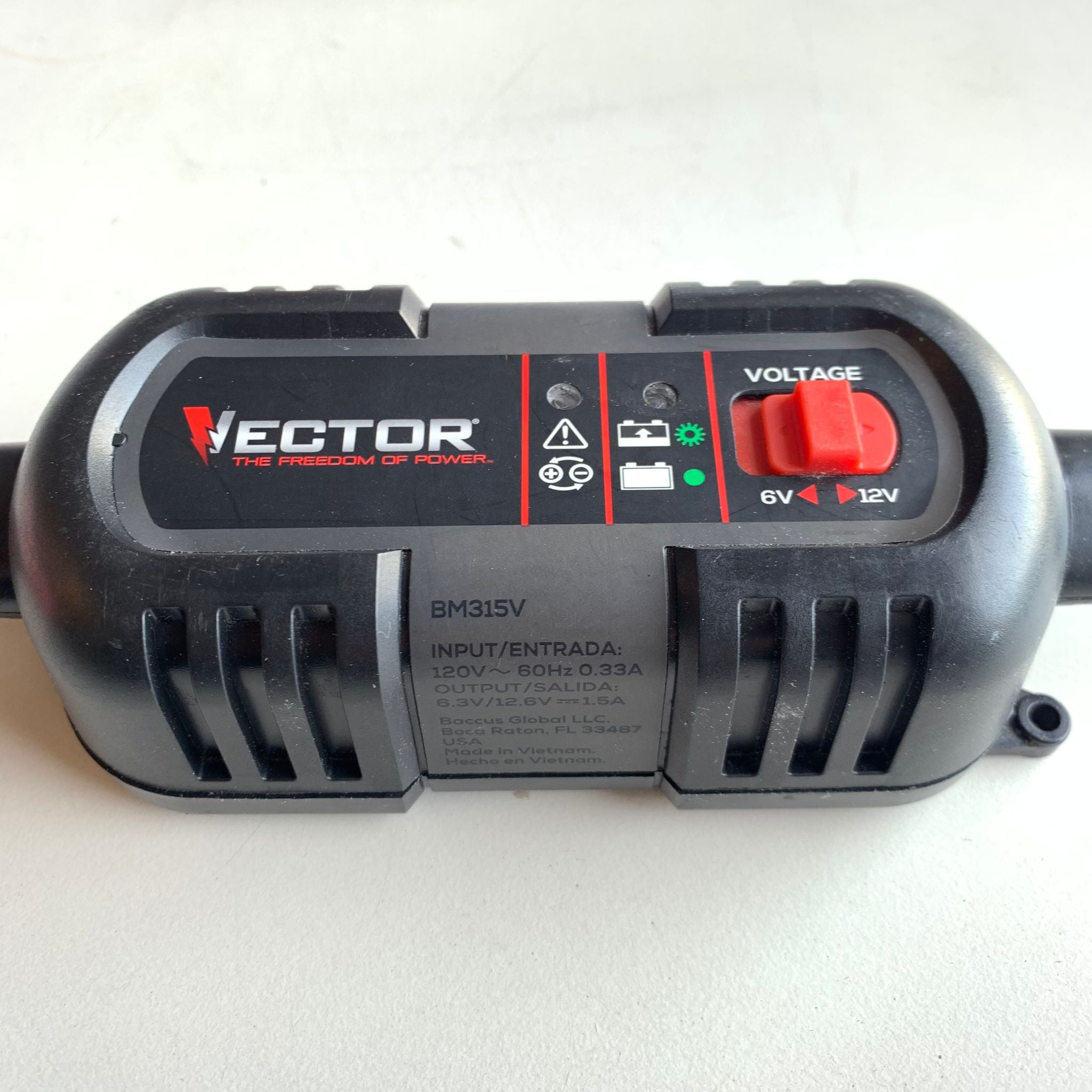 1.5 Amp Battery Charger, Battery Maintainer, Trickle Charger, 6V and 12V, Fully Automatic (BM315V)