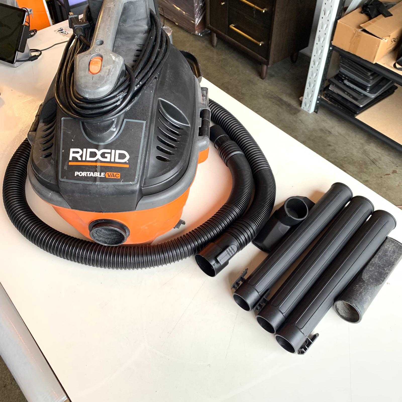 RIDGID 4 GAL PORTABLE WET/DRY VAC (WD4070)