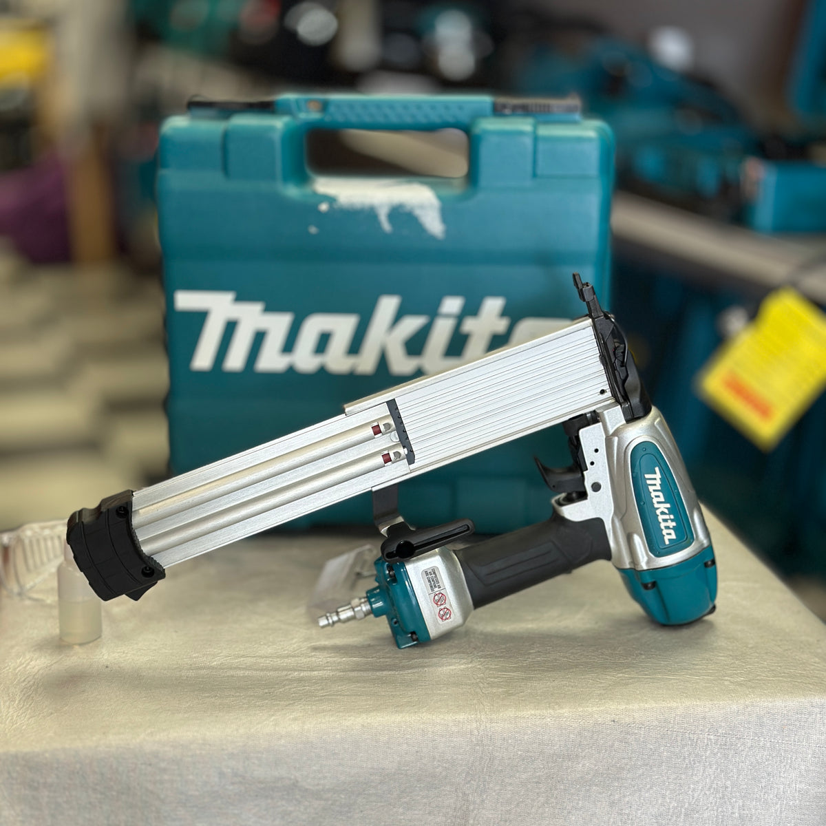 Makita AF506 Pneumatic 18-Gauge 2 in. Brad Nailer - Factory Service