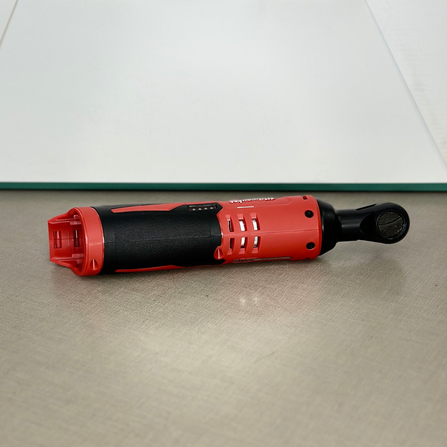 Milwaukee M12™ FUEL Extended Reach Ratchet – Cordless Brushless Ratchet | Tool Only