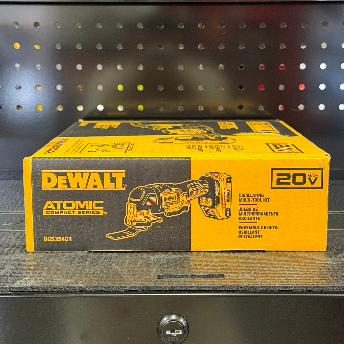DEWALT ATOMIC 20V MAX Oscillating Multi-Tool Kit DCS354D1 with 2.0Ah Battery & Charger
