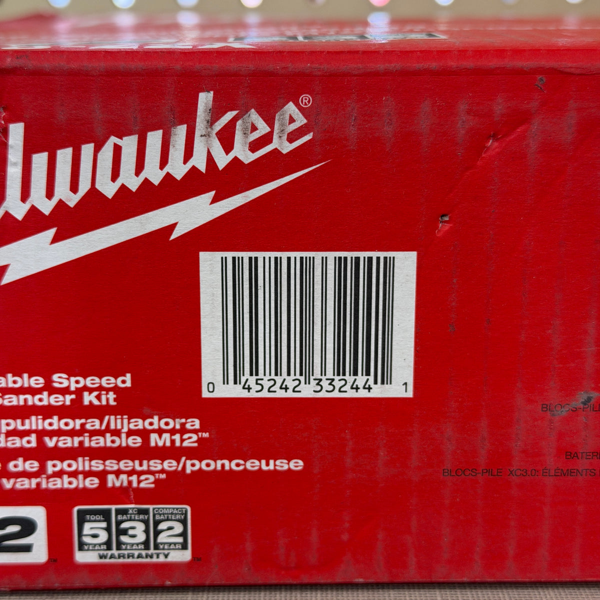 Milwaukee 2438-22X M12 Variable Speed Polisher/Sander Kit w/ 2 Batteries